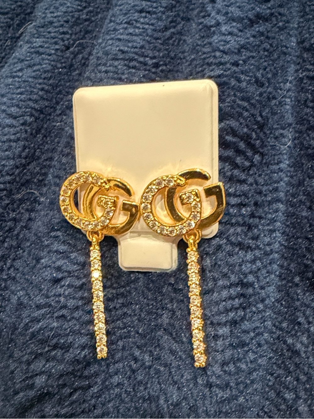 Really pretty dangle fashion jewelry  stud earrings